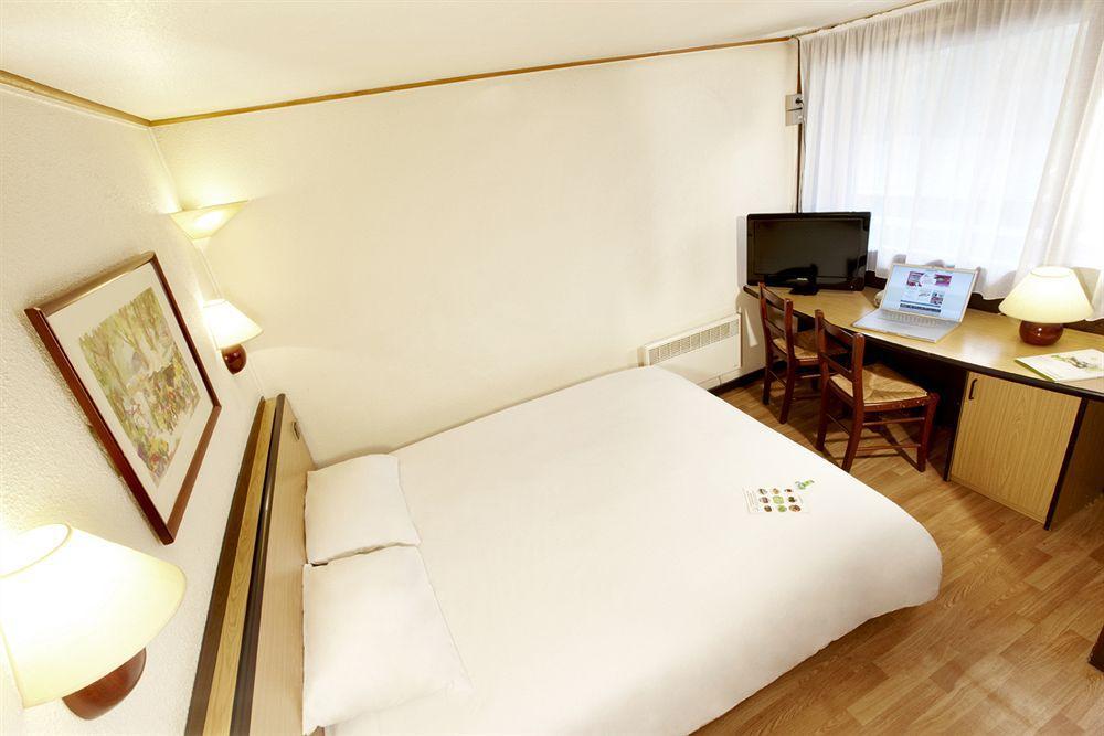 Hotel Campanile Bordeaux Est - Artigues Zewnętrze zdjęcie